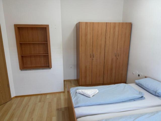Glinska Hostel *