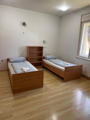 Glinska Hostel